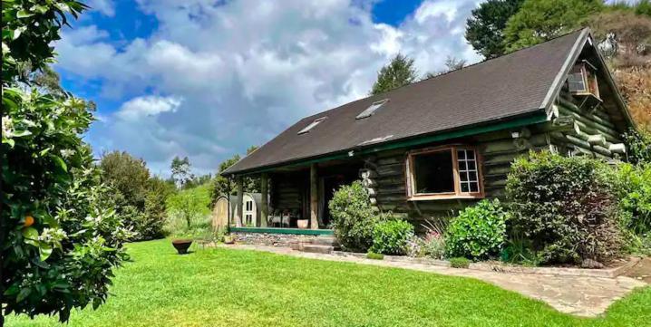 Coromandel Secluded Log Cabin Retreat Hikuai Exteriér fotografie